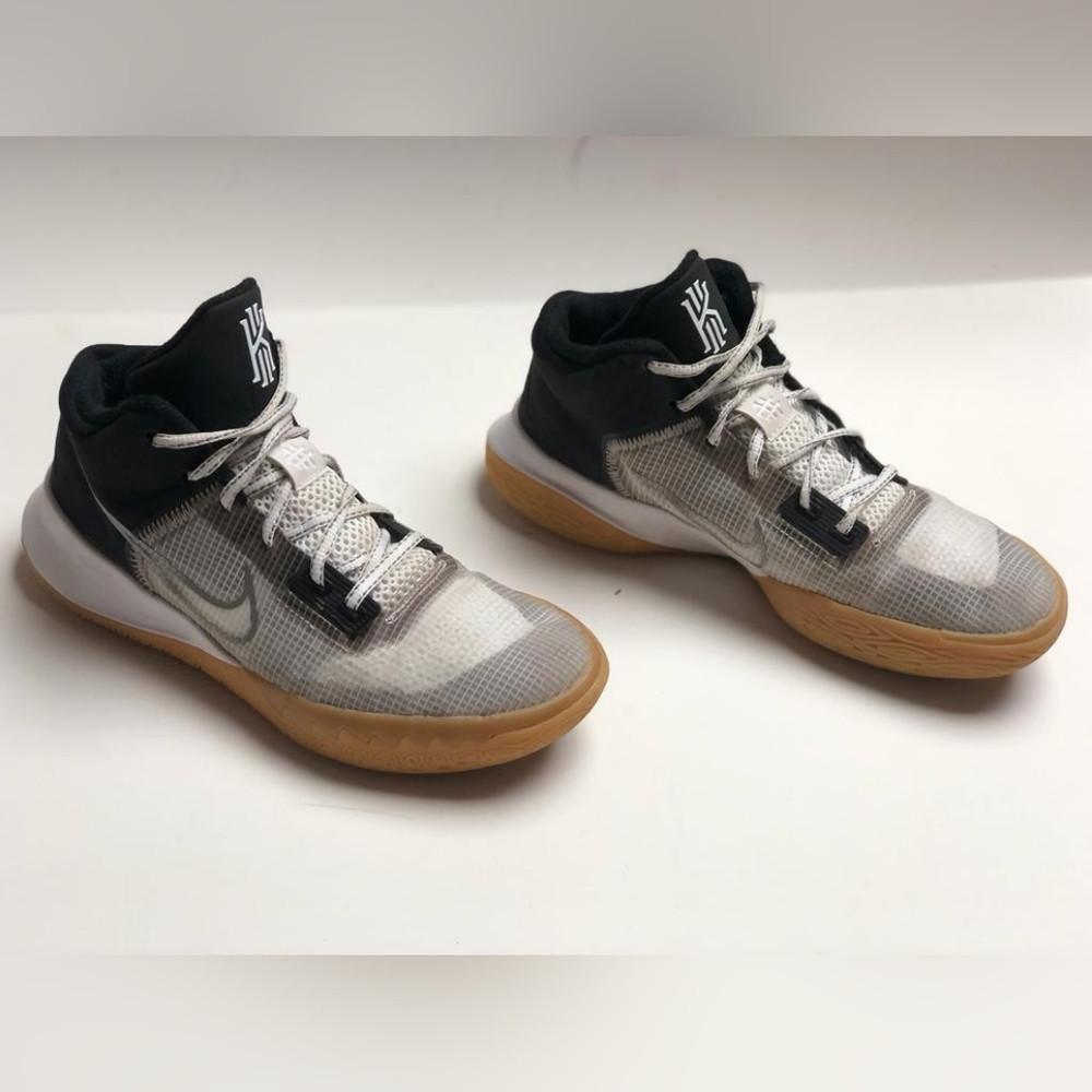 Nike Kyrie Flytrap 4 Black Grey shoes men sneaker Size 8 CT1972-006 lace-up.